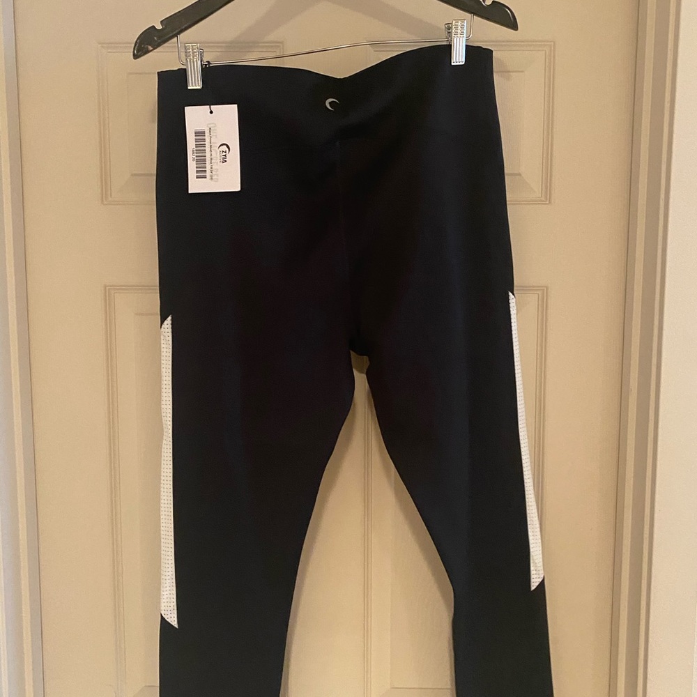 ZYIA Black Primo Mesh Hi-Rise 7/8 24" (20)